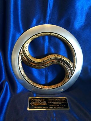 Very Rare Official Limited Edition Xena Ying Yang Chakram Prop - Nib With
