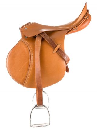 Gucci Vintage Tan Leather Saddle Equestrian English Horse Saddle 17  1980s Rare