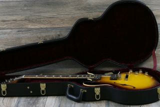 Gibson Custom Shop Nashville 1963 Reissue ES - 335 63 Block Vintage Sunburst 12