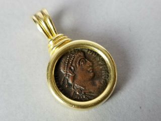 Solid 18k yellow gold Italian ancient Roman coin pendant / necklace,  quality,  14g 9