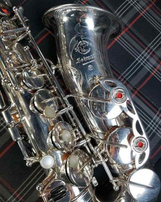 Henri Selmer Paris Mark VI legendary pro alto saxophone in RARE silver plate mk6 2
