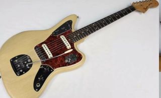 Vintage 1965 Fender Jaguar Guitar With Hardshell Case 4