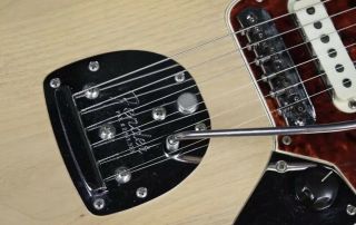Vintage 1965 Fender Jaguar Guitar With Hardshell Case 5