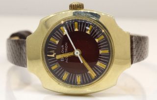 Lovely Vintage 14k Yellow Gold Bulova Accutron Watch With Aftermarket Band O37