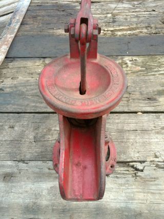 Vintage Water Pump Cast Iron Number 2 Red Jacket Hand Water Well Pump. 3