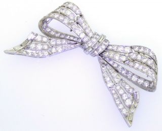 Vintage 1950 ' s Platinum elegant 5.  42CT VS1/F diamond ribbon brooch 2