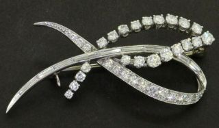 Vintage 1950s Platinum Elegant 3.  0ctw Vs1/f Diamond Ribbon Brooch