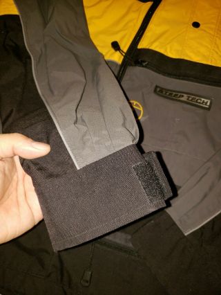 The North Face Men ' s Vintage Steep Tech Jacket Yellow Black Grey Size XL 12