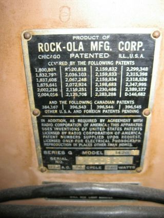 1948 - 49 ANTIQUE JUKE BOX ROCKOLA 1428 MAGIC GLO with Key 9