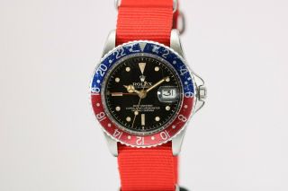 Rolex GMT Master 1675 Gilt Chapter Ring Pointed Crown Guard Vintage Watch,  1960s 2