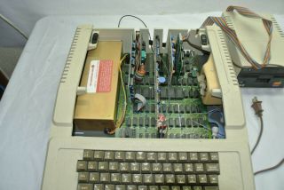 Vintage 1981 Apple II Plus Computer A2S1016,  Monitor,  Drive - Doesn ' t power up 8
