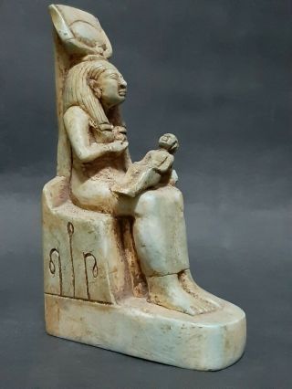 Rare Ancient Egyptian Antiques Statue Isis Suckling Horus Stone 2685 - 2180 Bc