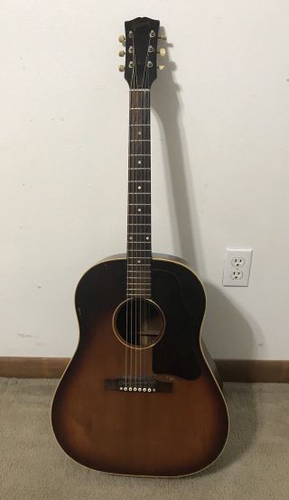 1959 Gibson J45 Vintage Acoustic Guitar Sunburst 3