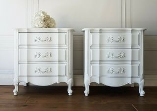 Vintage French Provincial Nightstands Table Pair Bedside White Shabby Chic Glam