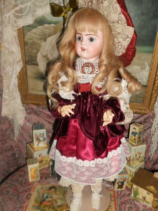Antique French Doll Bebe Bru Jne R 9 4