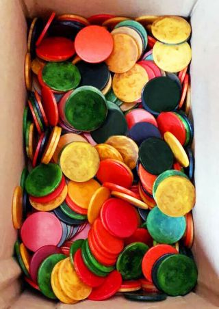 300 Vintage Bakelite Board Game Or Casino Chips: Red,  Green,  Yellow,  Dark Green