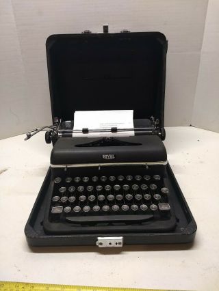 Vintage Royal Quiet Deluxe Typewriter With Case -