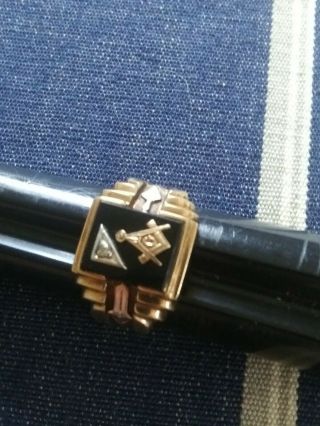 Vintage 10k Solid Gold Masonic Ring W/ Diamond And Black Stone