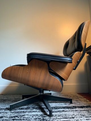 Herman Miller Eames Lounge Chair & Ottoman - Walnut And Black Leather 2002