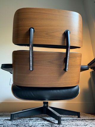 Herman Miller Eames Lounge Chair & Ottoman - Walnut and Black Leather 2002 6