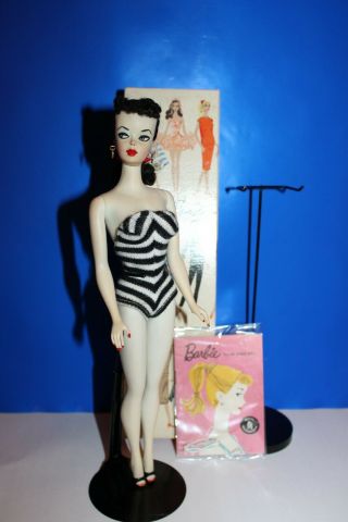 Vintage Barbie Ponytail 2 With Tm Box,  Tm Stand,  Sunglasses And Booklet.