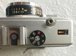 Classic vintage Olympus 35RC Rangefinder Camera 42mm 1:2.  8 E.  Zuiko Lens 3