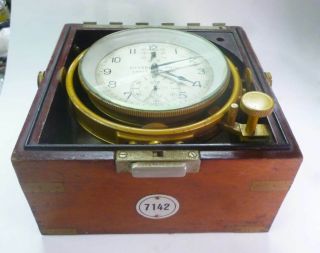 Rare Swiss made Ulysse Nardin Marine Chronometer 7142. 6