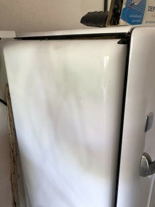 Vintage GE general electric refrigerator With Freezer,  Still Runs 4
