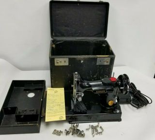 Vtg 1947 Singer Featherweight 221 Sewing Machine Case Serviced