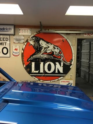 6 foot lion oil - gas sign—hard to find - rare - porcelain—double sided 5
