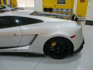 2012 Lamborghini Gallardo 4