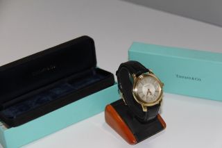 TIFFANY & CO.  MARK ROUND (RARE) SOLID 18K GOLD DATE MENS GENT.  WATCH RET.  $4300 2