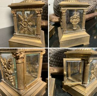 c.  1820 French Restauration Gold Gilt Medici Style Ormolu Mantle Urns or Vases 6