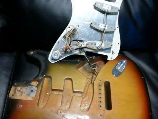 Vintage 1972 Fender Stratocaster w/ Custom Shop 69 Strat pickups.  70 ' s Goodness 3