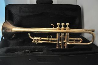 Vintage 1953 Martin Committee Trumpet - Medium Bore (2) Serial 185xxx