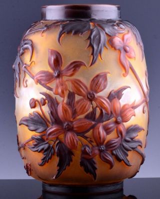 EXTREMELY RARE c1920 EMILE GALLE MOLD - BLOWN CLEMATIS CAMEO ART GLASS VASE 4