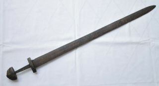 Sword of the Viking.  The Vikings.  Big Battle/Combat sword.  90 cm 3