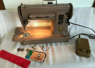 1955 Vintage Singer 301a Gear Drive Lock Stitch Sewing Machine Serviced