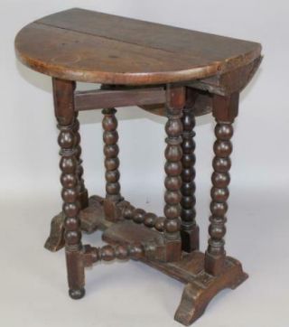 A Rare Pilgrim 17th C Hudson Valley Trestle Foot - Ball Turned Tuck Away Table