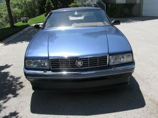 1993 Cadillac Allante 4