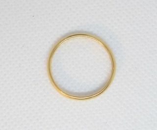 Vintage 750 (18k) Solid Yellow Gold Ring Band Italy - Size 9