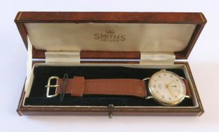 Vintage Smiths De Luxe 9ct Gold Gents Wrist Watch In Case