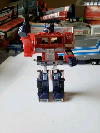 Vintage G1 Transformers Optimus Prime 1984 Action Figure And Trailer