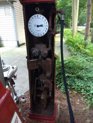 Antique clock face gas station pump,  American model 277,  1931 3