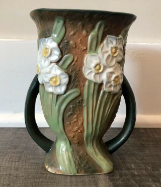 Vintage Roseville Pottery Jonquil Double Handled Vase Daffodil Pattern 7” 3