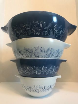Vintage Pyrex Colonial Mist Cinderella Mixing Bowls Blue White Flowers Set