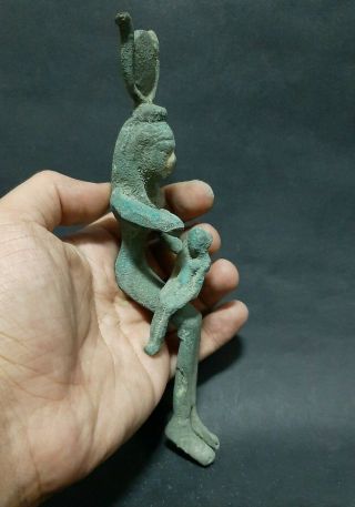 Rare Ancient Egyptian Antiques Bronze Statue Isis Suckling Horus 2685 - 2180 Bc