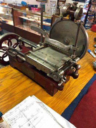 Antique Van Berkel ' s US Slicing Machine Hand Crank Flywheel Deli Meat Slicer GEM 10