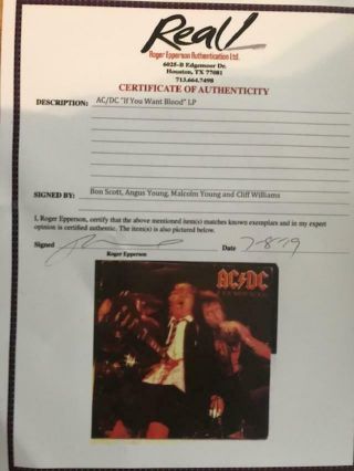 AC/ DC SIGNED 