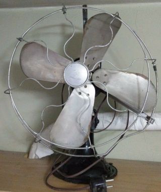 Aeg Antique Vintage Table Fan Very Early 1900s Made In Germany 220v
